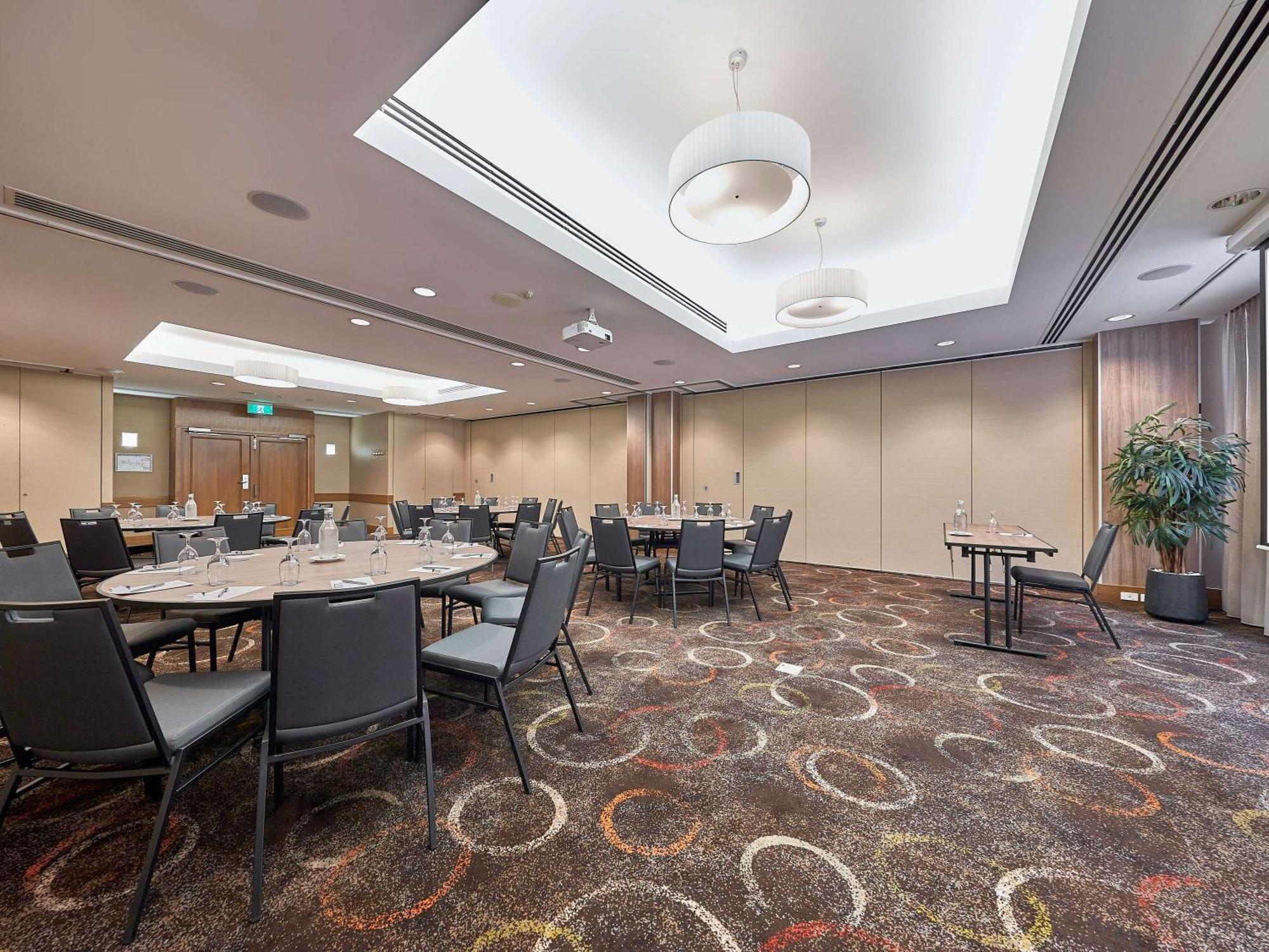 Mercure Перт Экстерьер фото
